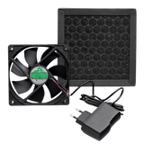 Nahaufnahme des Lüfters, Aktivkohlefilters und Netzteils des EasyGrow HerbDryer – Zubehör für optimale Luftzirkulation.