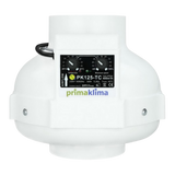 Detailaufnahme des temperaturgesteuerten Prima Klima PK125-TC Lüfters mit Bedienfeld und Logo.