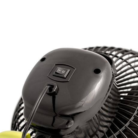 Ein-/Ausschalter am Clipventilator – einfache Bedienung mit leiser Betriebsstufe für kontinuierliche Nutzung