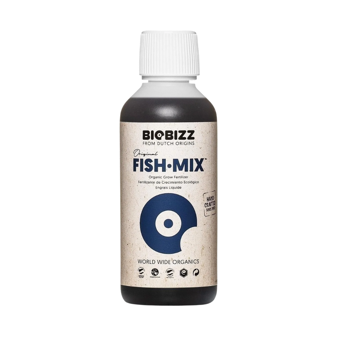 Freigestelltes Produktbild von Biobizz Fish-Mix 250ml auf weißem Hintergrund.