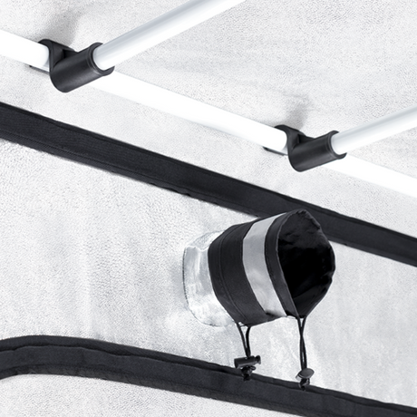 Detailaufnahme der Abluftöffnung der Growbox DiamondBox SL150