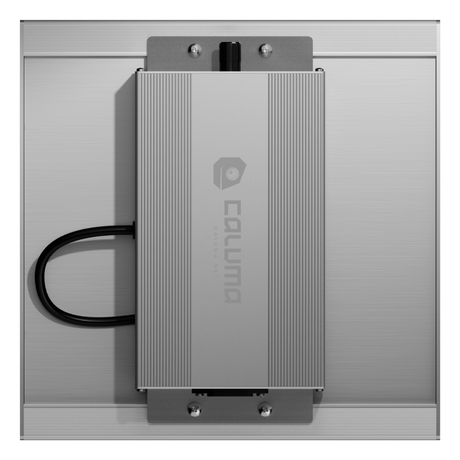 Oberansicht der Caluma LED Force 75W – Treibergehäuse mit Logo und Kabelanschluss