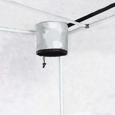 Abluftöffnung im Inneren der Growbox zur einfachen Verbindung mit Lüfter, Schlauch oder Aktivkohlefilter.