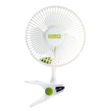Weißer Garden HighPro Clip-Ventilator mit 15 cm Durchmesser, montiert mit stabilem Clip.