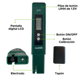 Meliflor pH-Messgerät mit Beschriftung der Funktionen: LCD-Display, Kalibrierknopf, Elektrode und Batterien