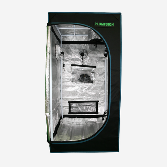 Diese kompakte Growbox mit den Maßen 60x60x120 cm kombiniert elegantes Design in Blau-Schwarz mit praktischer Funktionalität