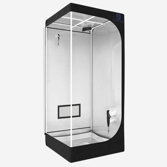 Die DiamondBox Silver Line SL80 ist mit ihren kompakten Maßen von 80x80x180 cm eine ideale Lösung für ambitionierte Indoor-Gärtner.