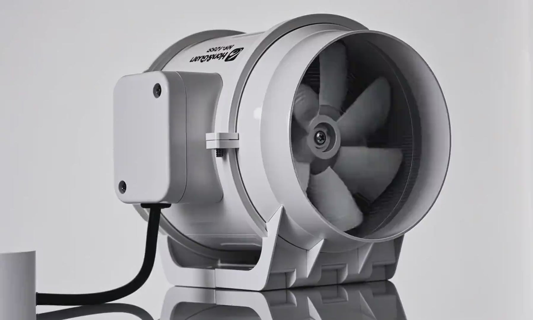 Der Rohrventilator Ø125mm bietet flüsterleise Belüftung (26-31 dB) für verschiedene Anwendungen. Langlebiges ABS-Gehäuse, spritzwassergeschützt nach IP44 und einfache Montage für Growräume, Küchen und Badezimmer.